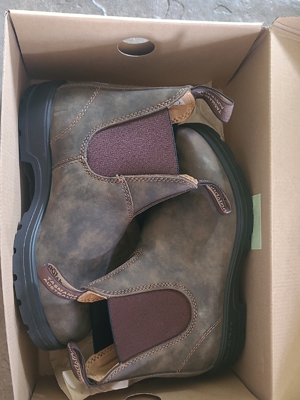 Blundstone Brown Leather Chelsea Ankle Boots